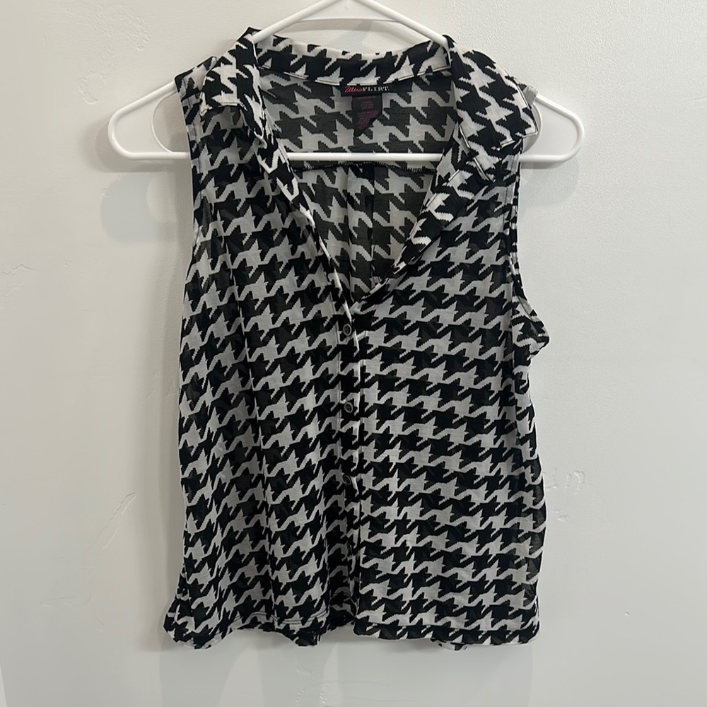 Ultra Flirt Black and White Ruffled Sleeveless Blouse